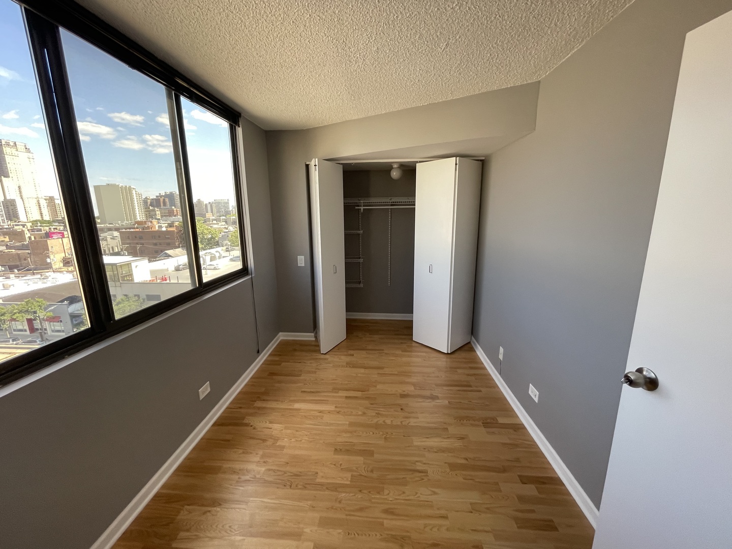 2800 N Orchard Street #910, Chicago, IL 60657