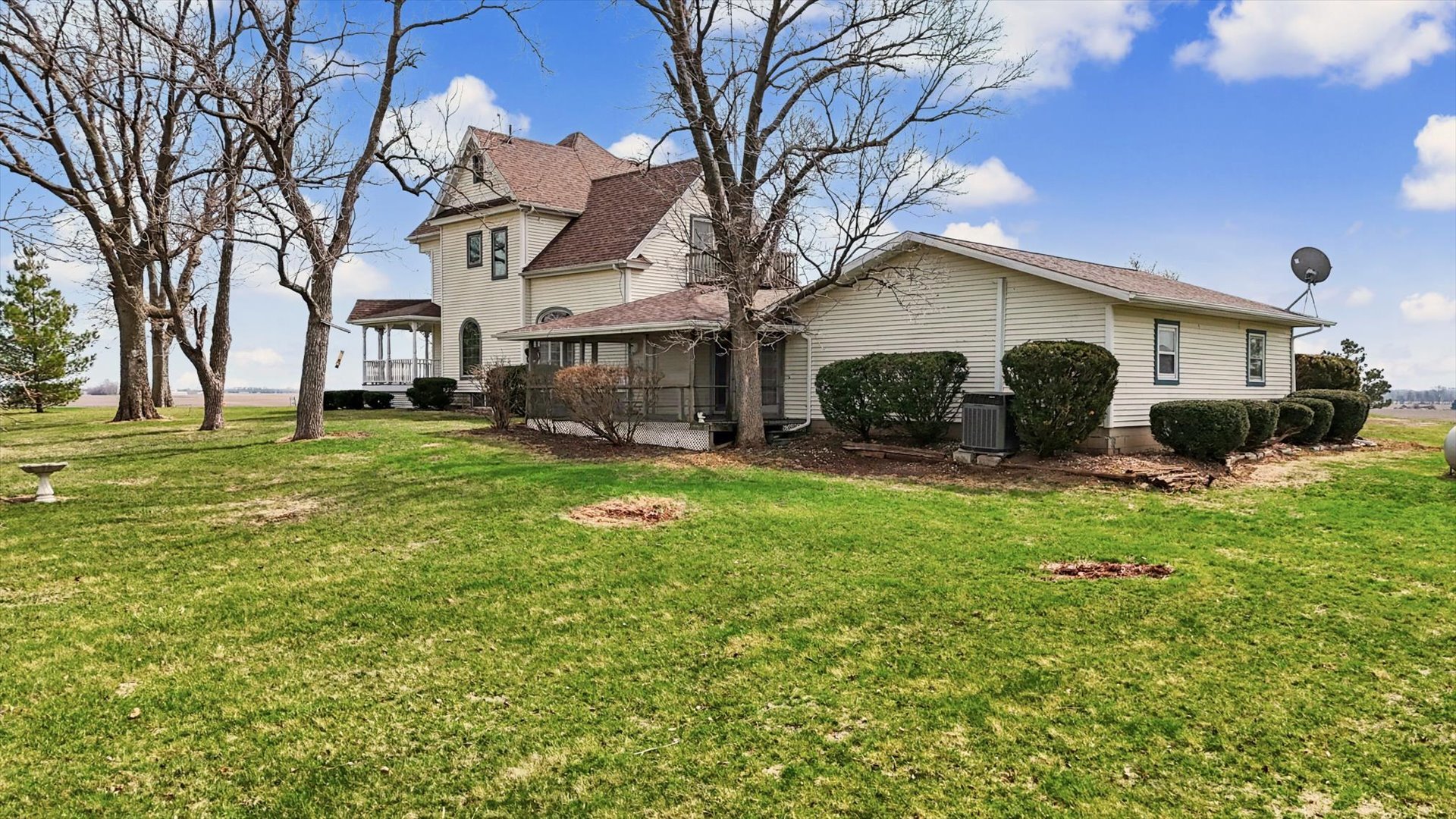 7961 N 3000 Road, Chatsworth, IL 60921