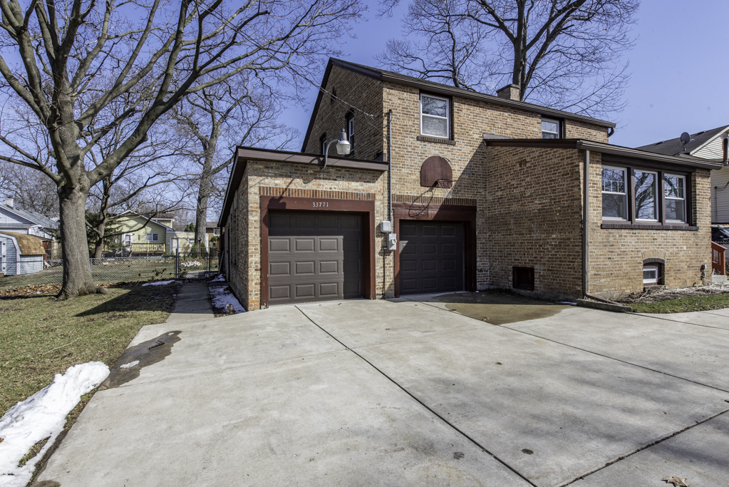 33771 N 2nd Street, Grayslake, IL 60030