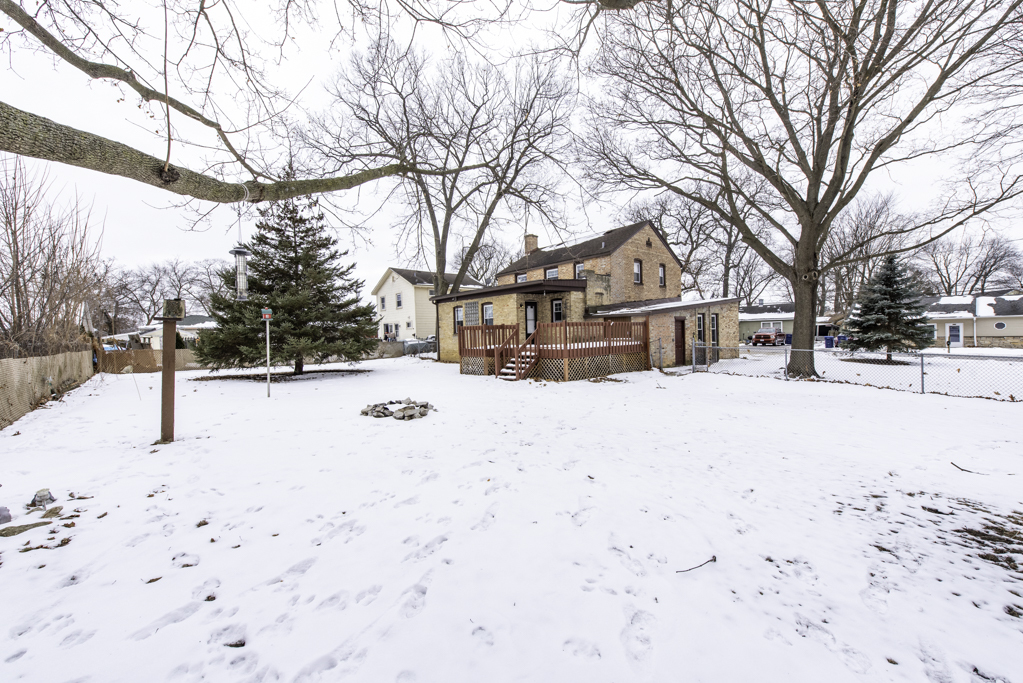 33771 N 2nd Street, Grayslake, IL 60030