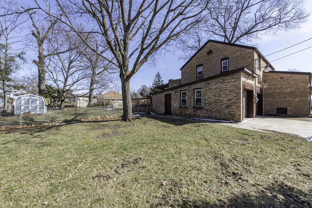 33771 N 2nd Street, Grayslake, IL 60030