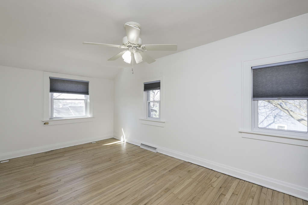 33771 N 2nd Street, Grayslake, IL 60030