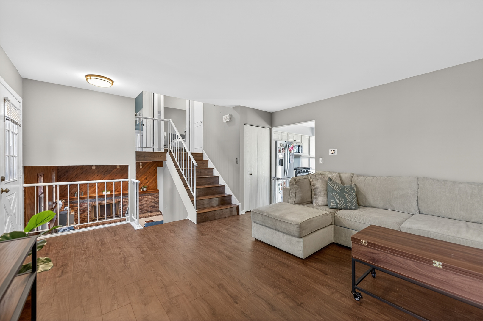 736 Cypress Lane, Carol Stream, IL 60188