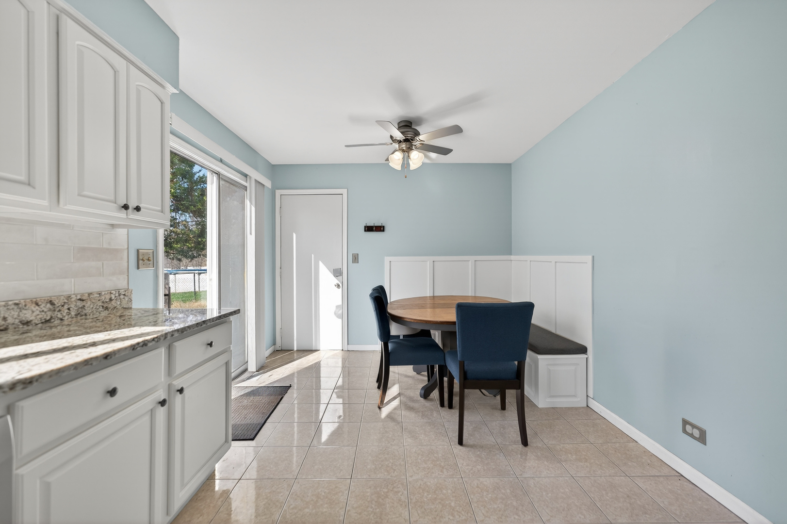 736 Cypress Lane, Carol Stream, IL 60188