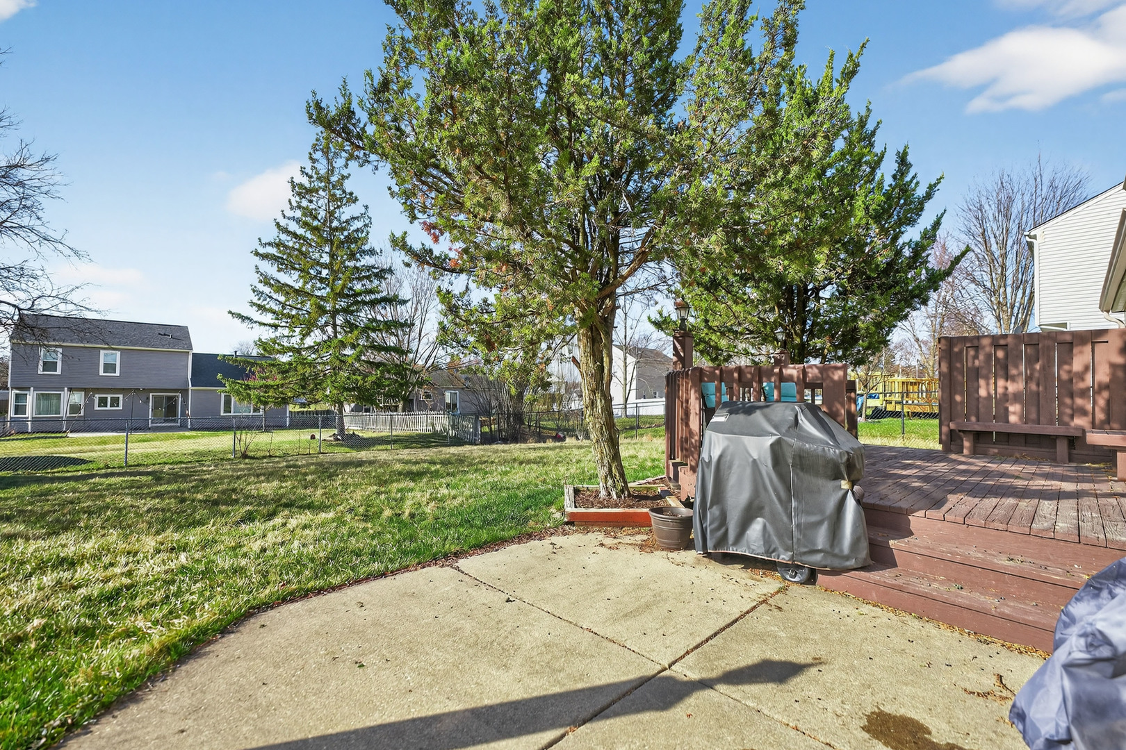 736 Cypress Lane, Carol Stream, IL 60188