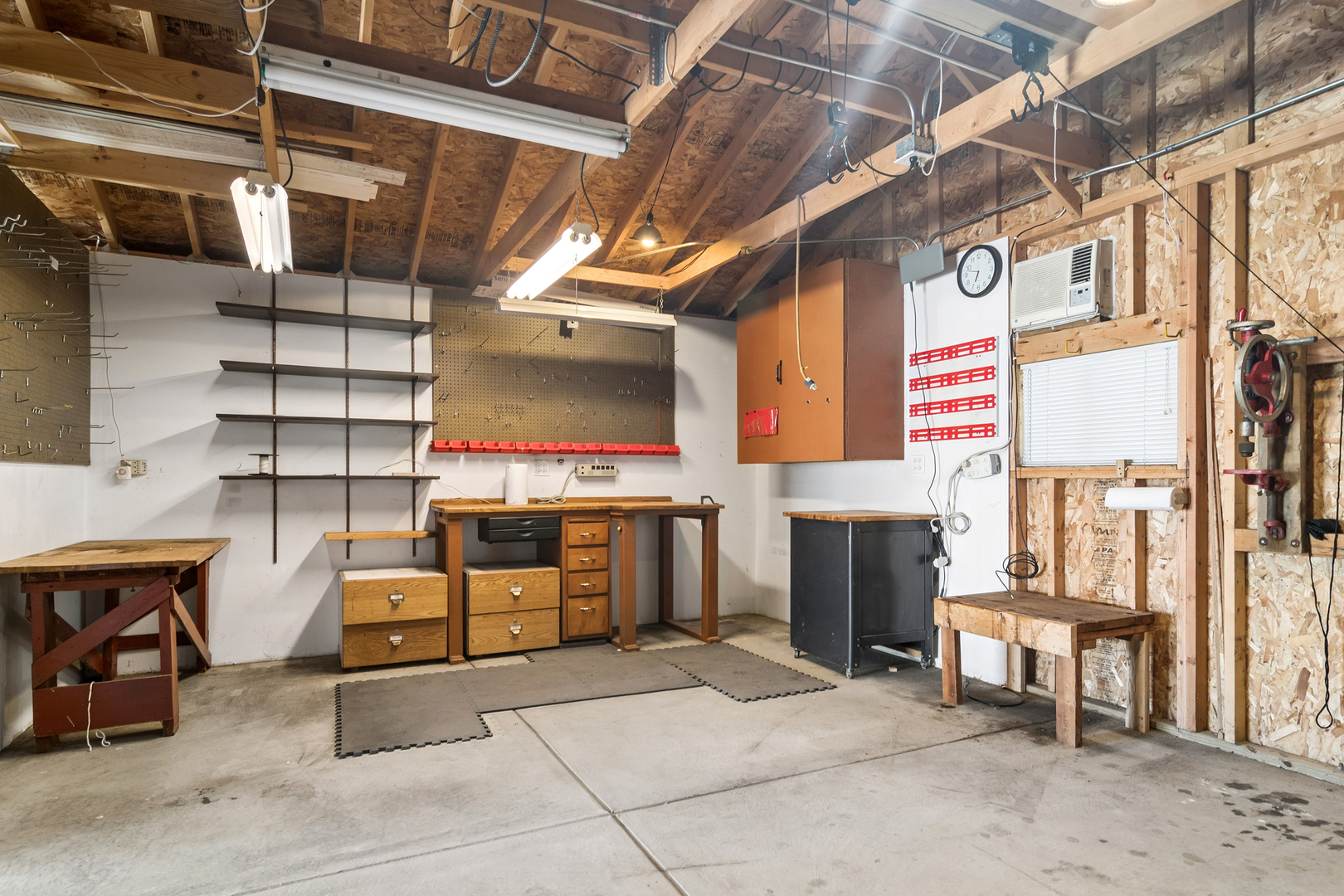 142 S Fremont Street, Palatine, IL 60067