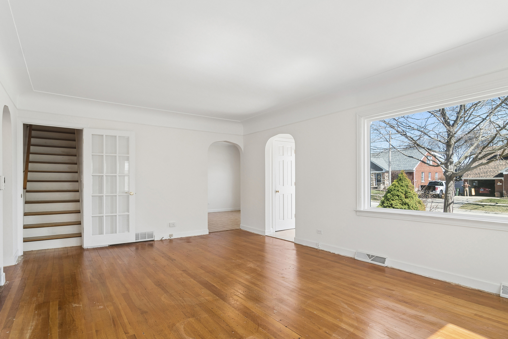 142 S Fremont Street, Palatine, IL 60067