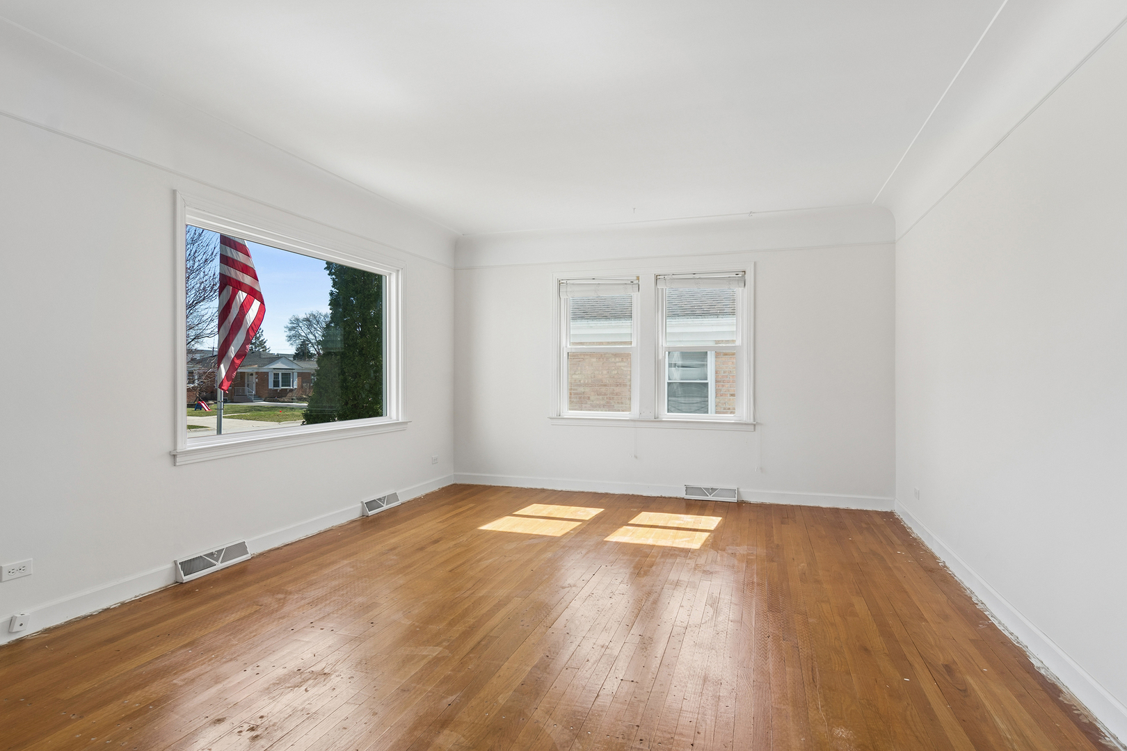 142 S Fremont Street, Palatine, IL 60067