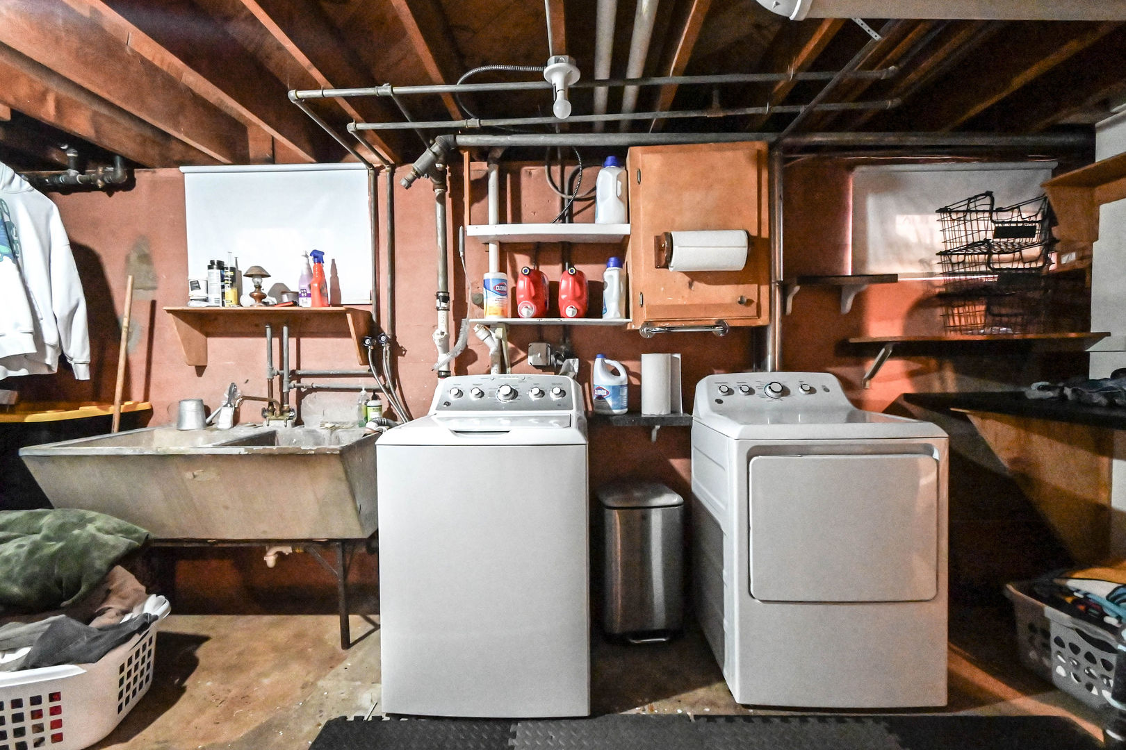 3877 Grandview Avenue, Gurnee, IL 60031