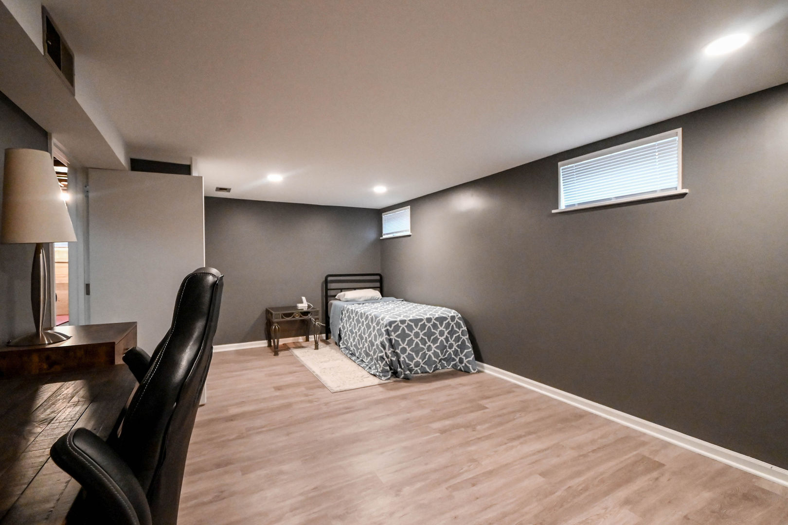 3877 Grandview Avenue, Gurnee, IL 60031