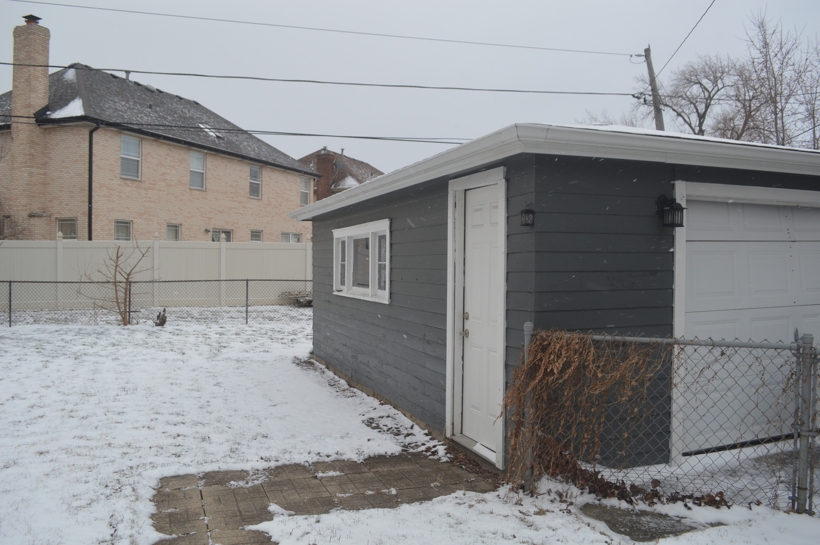 5145 State Road, Burbank, IL 60459