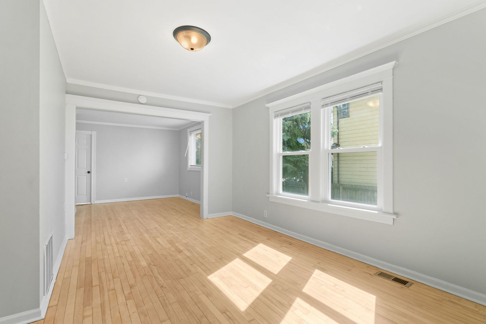 1144 N Austin Boulevard #1, Oak Park, IL 60302