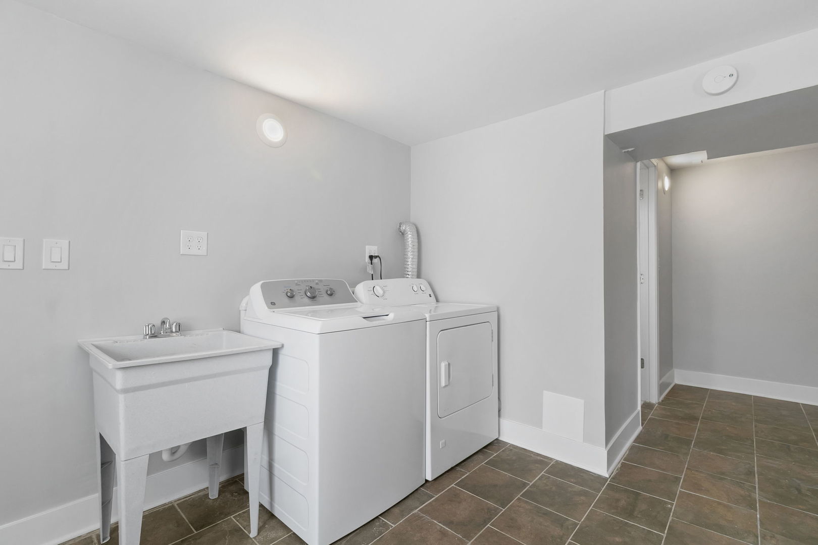 1144 N Austin Boulevard #1, Oak Park, IL 60302