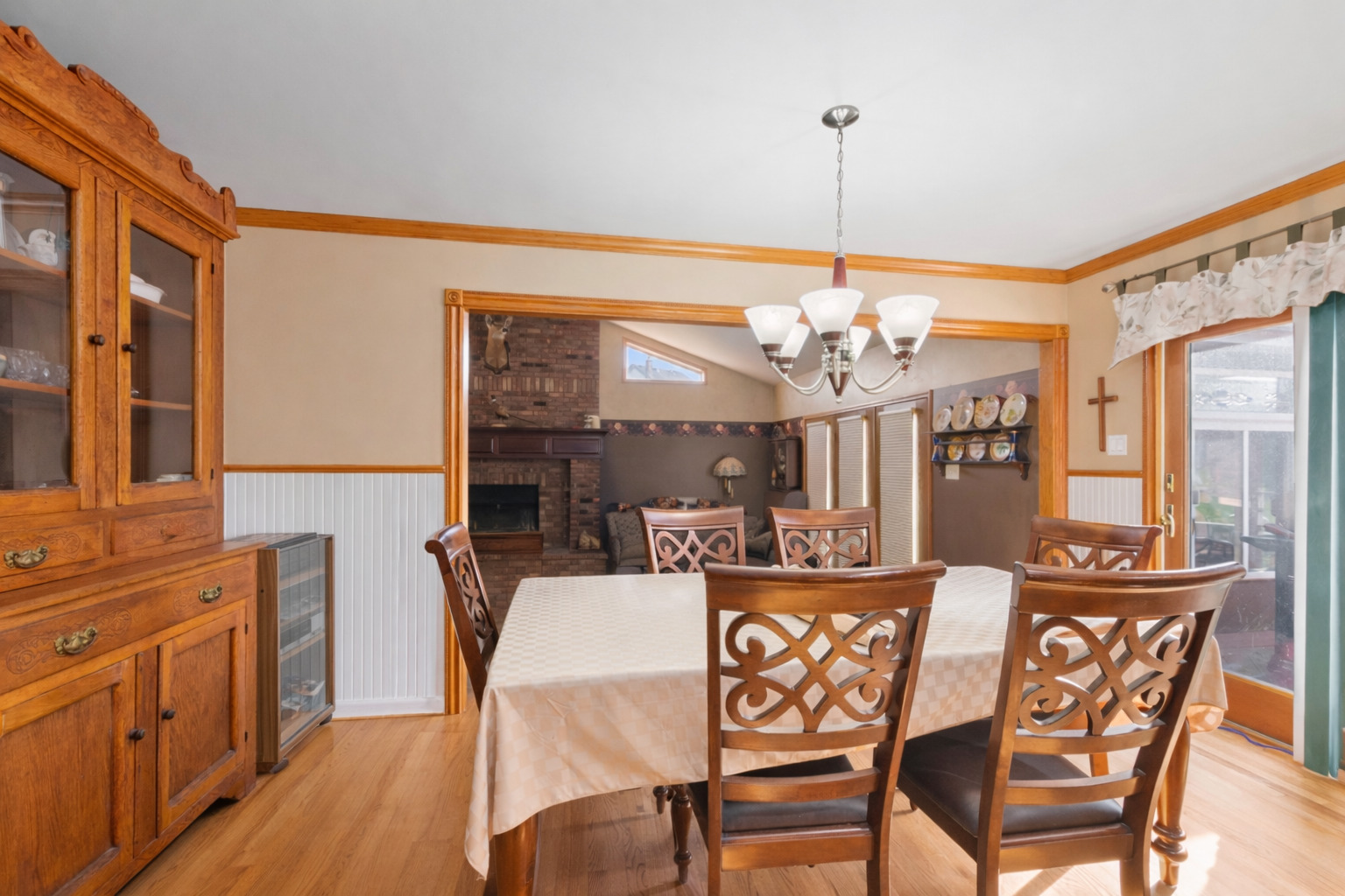 5345 Forest Trail, Oak Forest, IL 60452