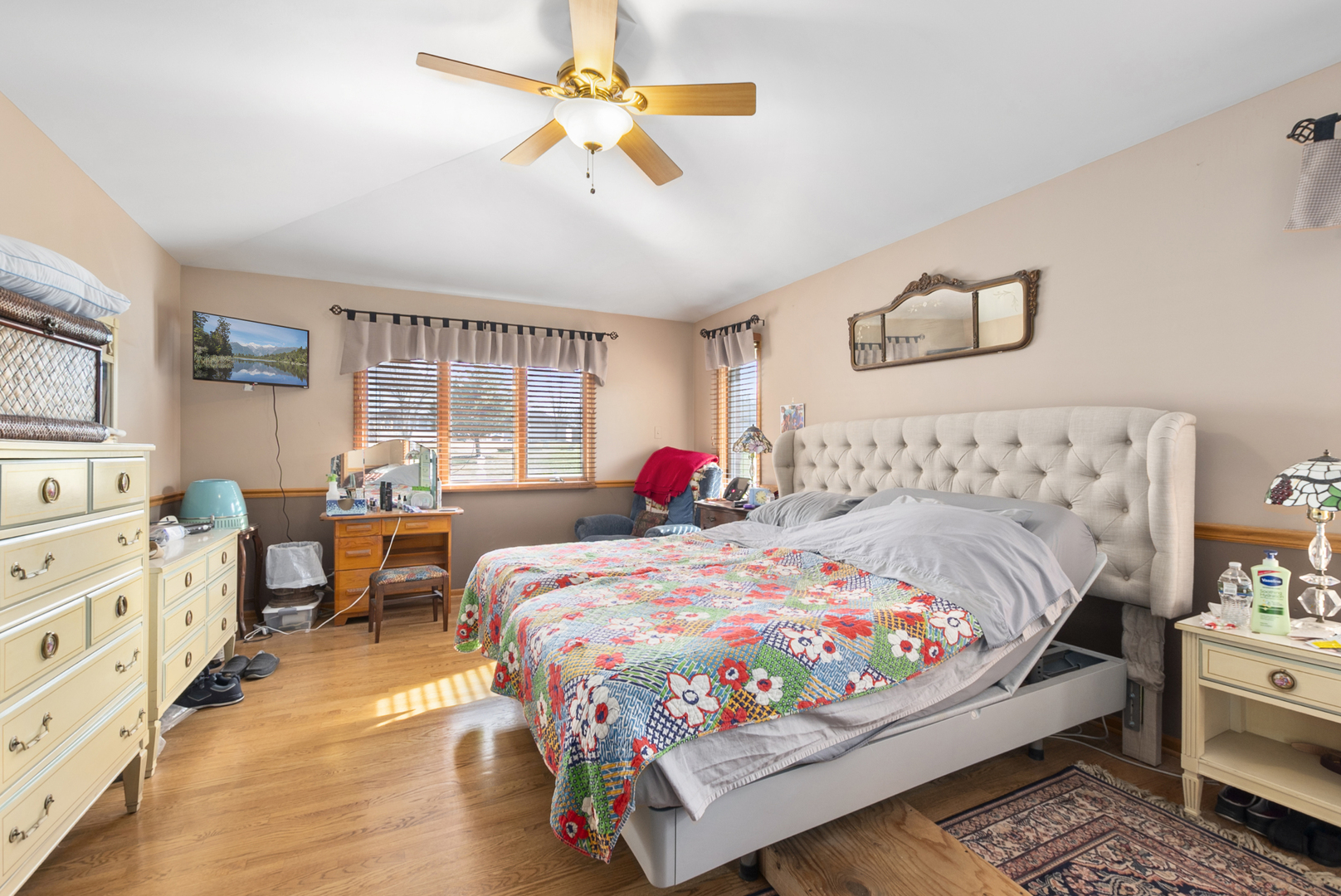 5345 Forest Trail, Oak Forest, IL 60452