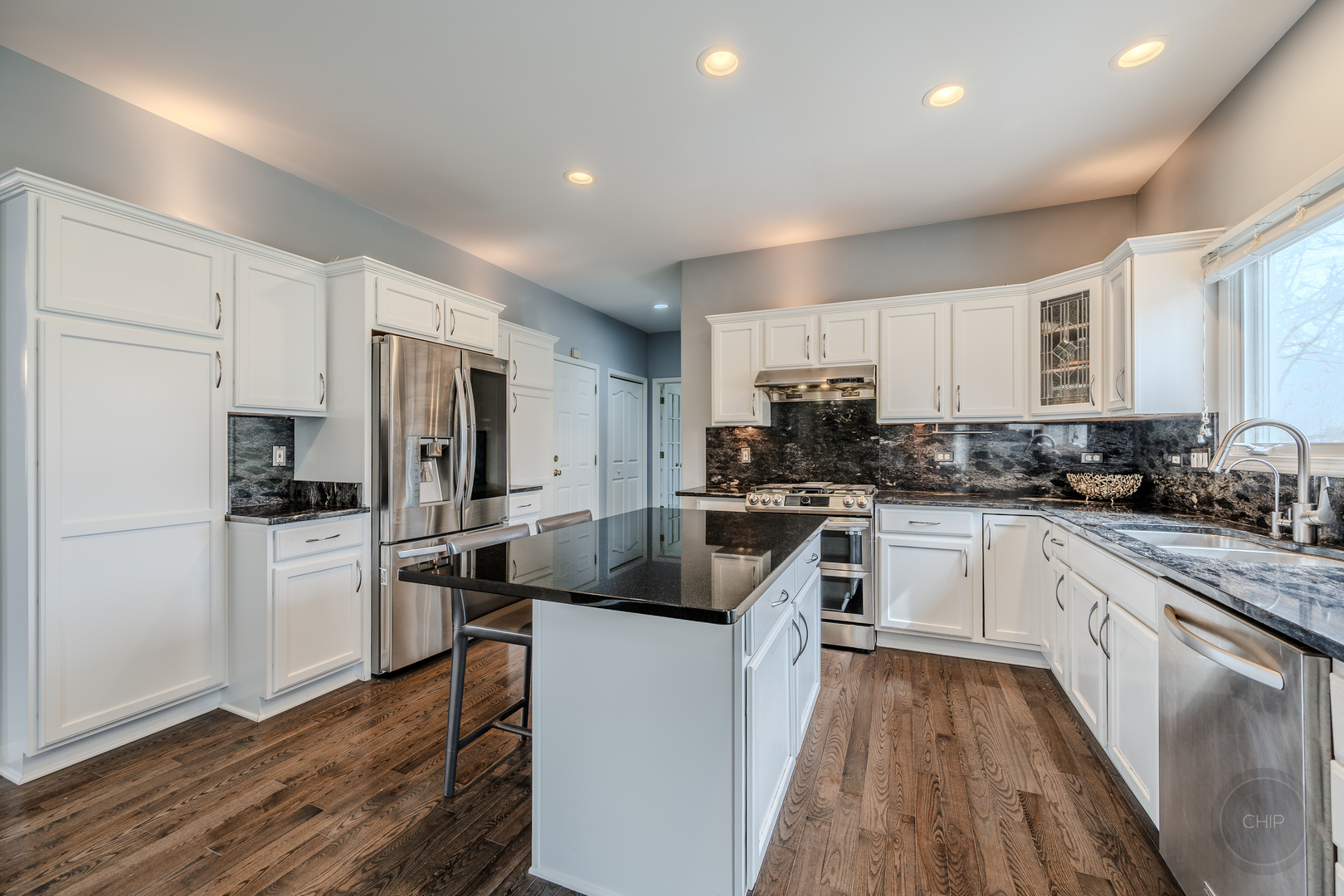 2805 Clara Avenue, Aurora, IL 60502