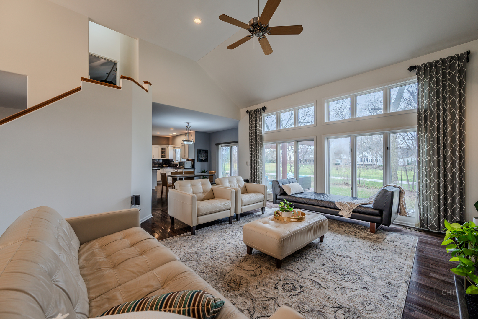 2805 Clara Avenue, Aurora, IL 60502