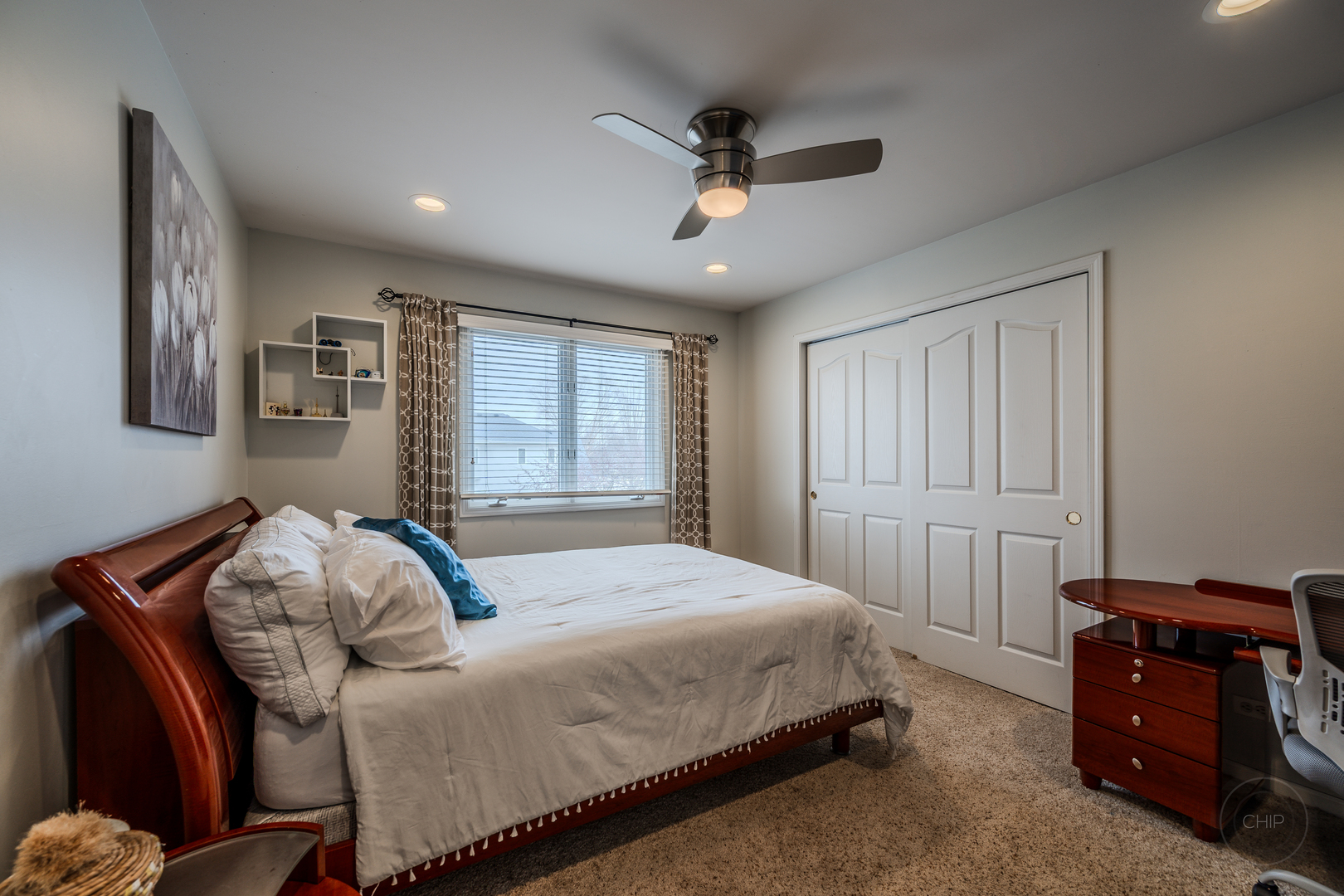 2805 Clara Avenue, Aurora, IL 60502