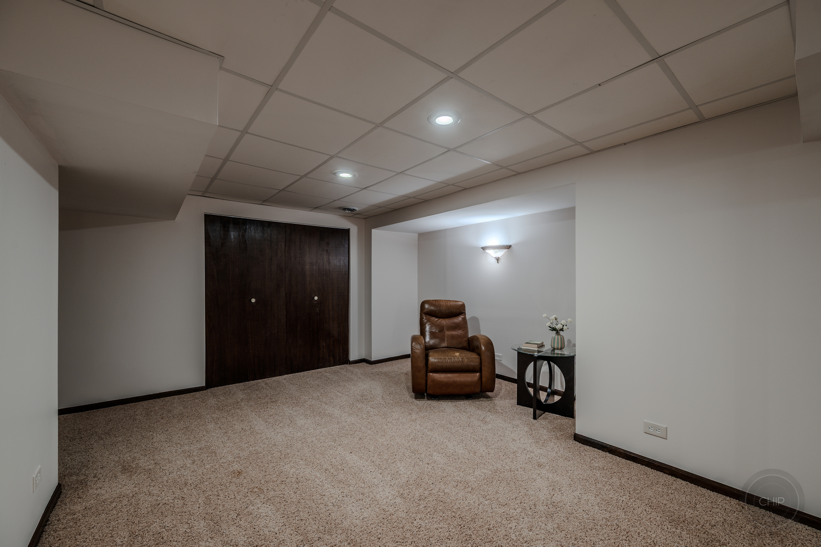 2805 Clara Avenue, Aurora, IL 60502