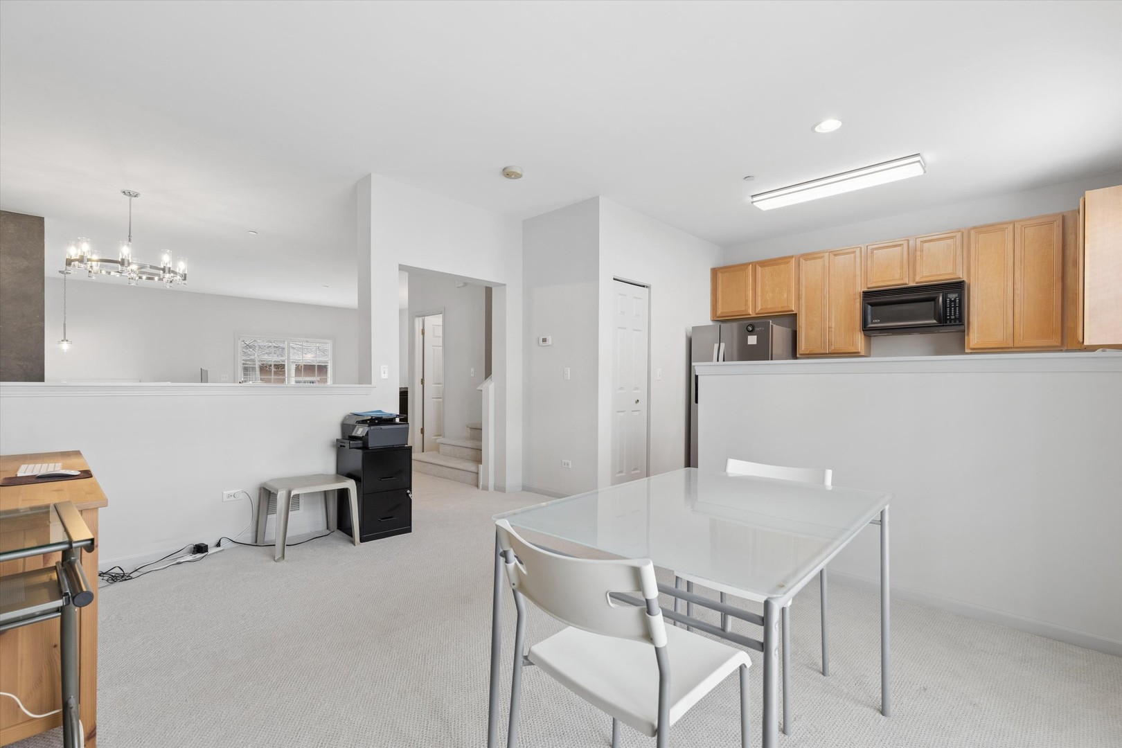 77 Lee Court, Winfield, IL 60190