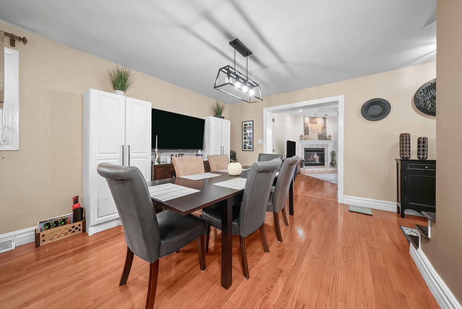 4407 Howard Avenue #2, Western Springs, IL 60558