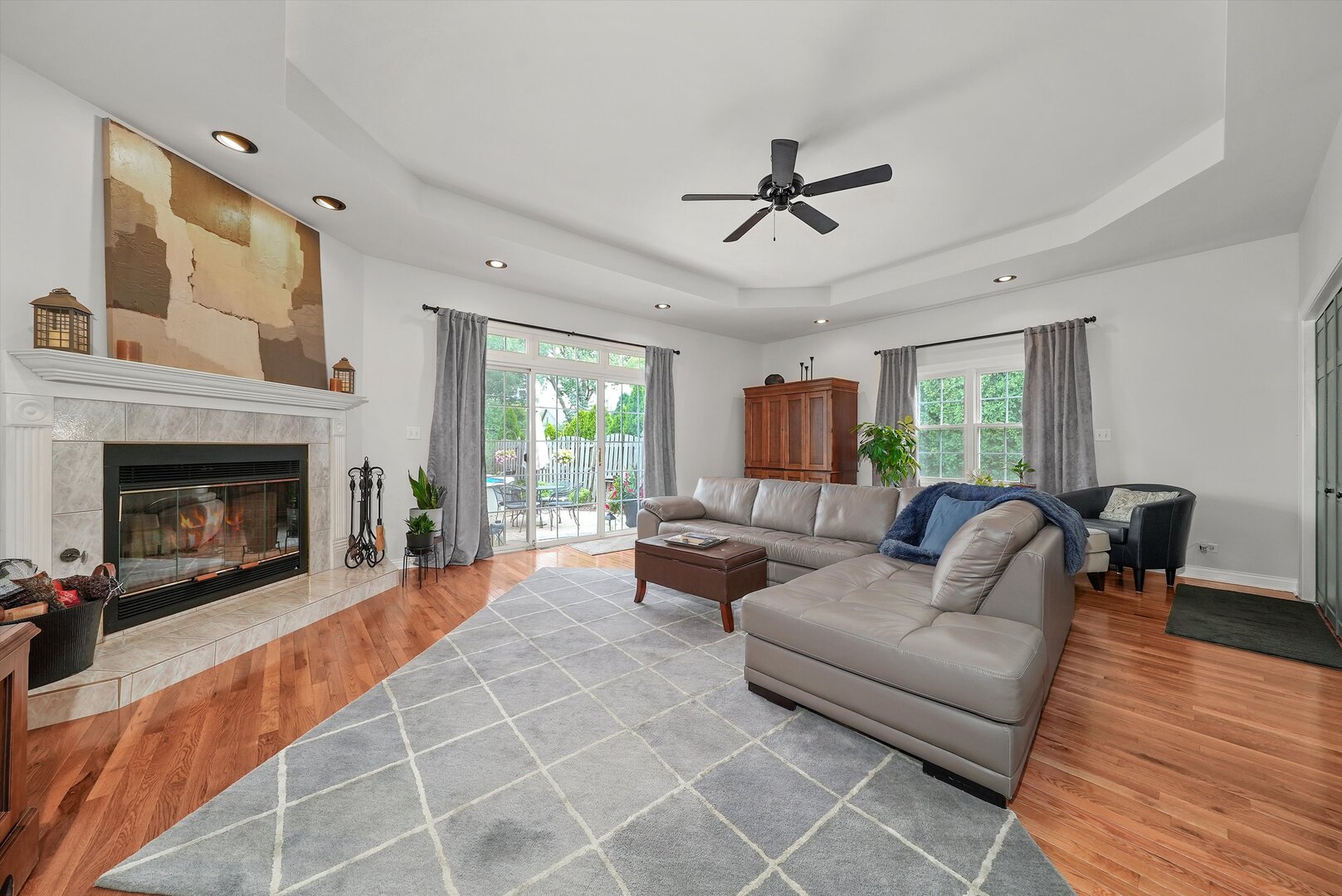 4407 Howard Avenue #2, Western Springs, IL 60558