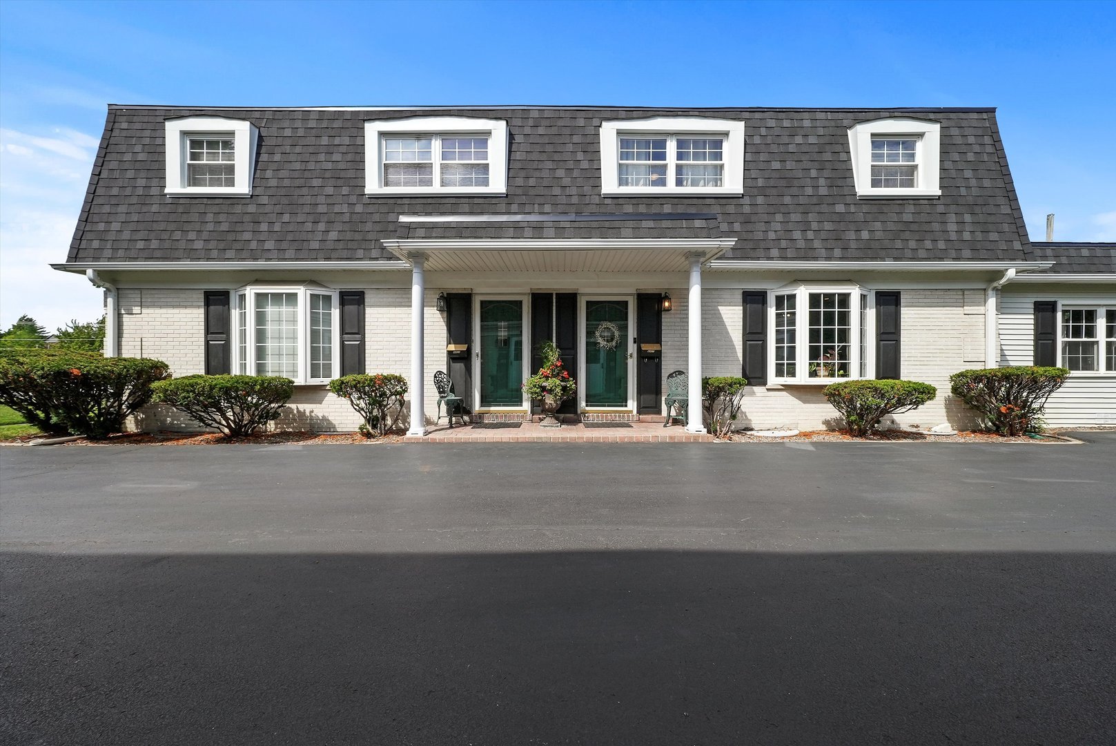 4407 Howard Avenue #2, Western Springs, IL 60558