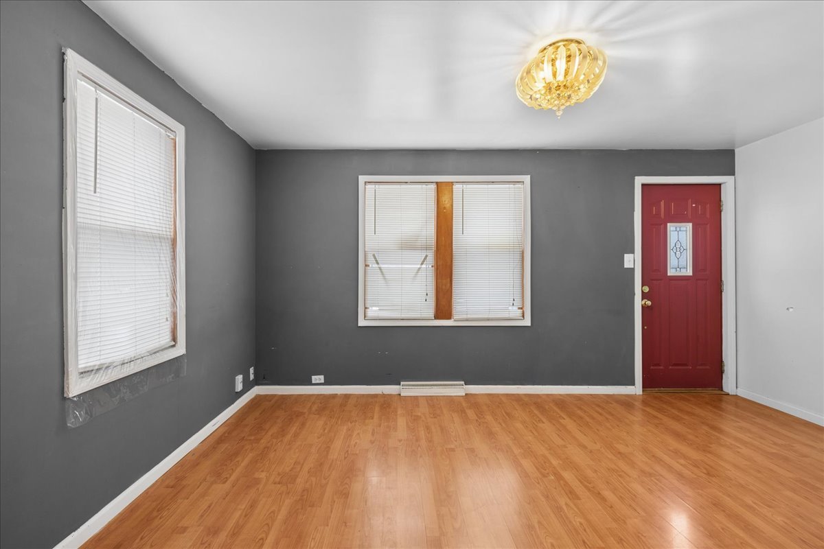 338 College Avenue, Winthrop Harbor, IL 60096