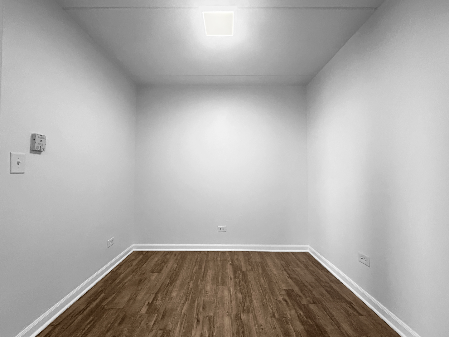 5011 Valley Lane #401, Streamwood, IL 60107