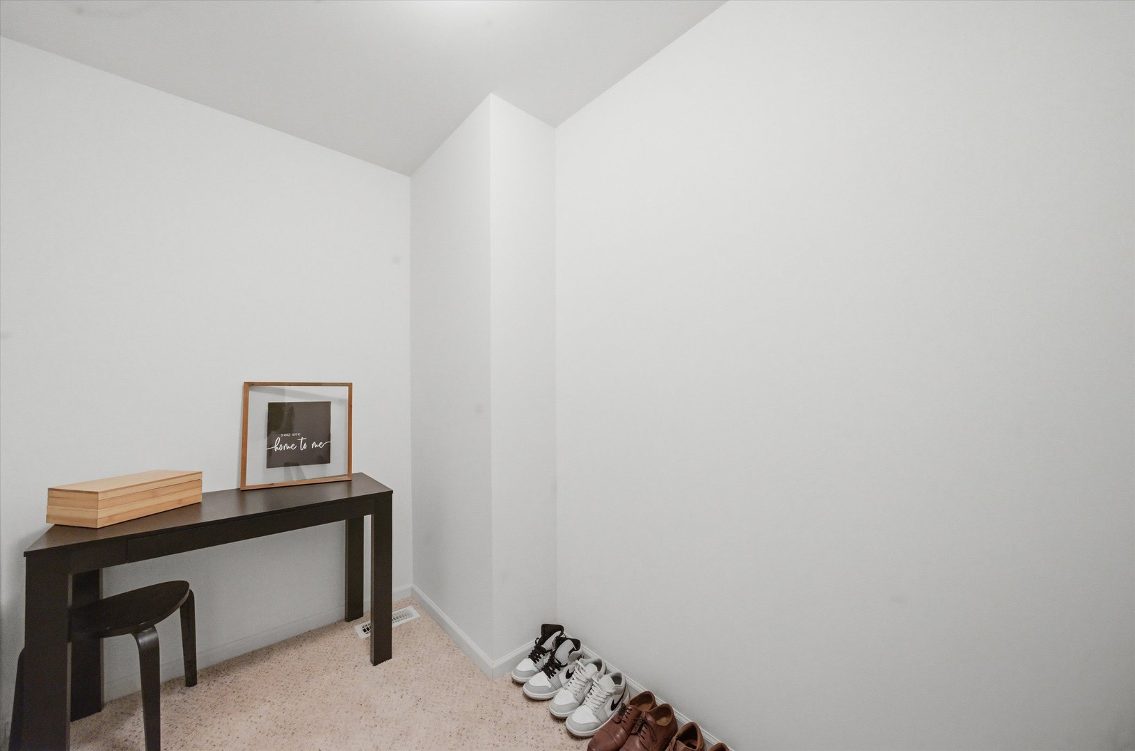 510 Golden Valley Lane, Algonquin, IL 60102