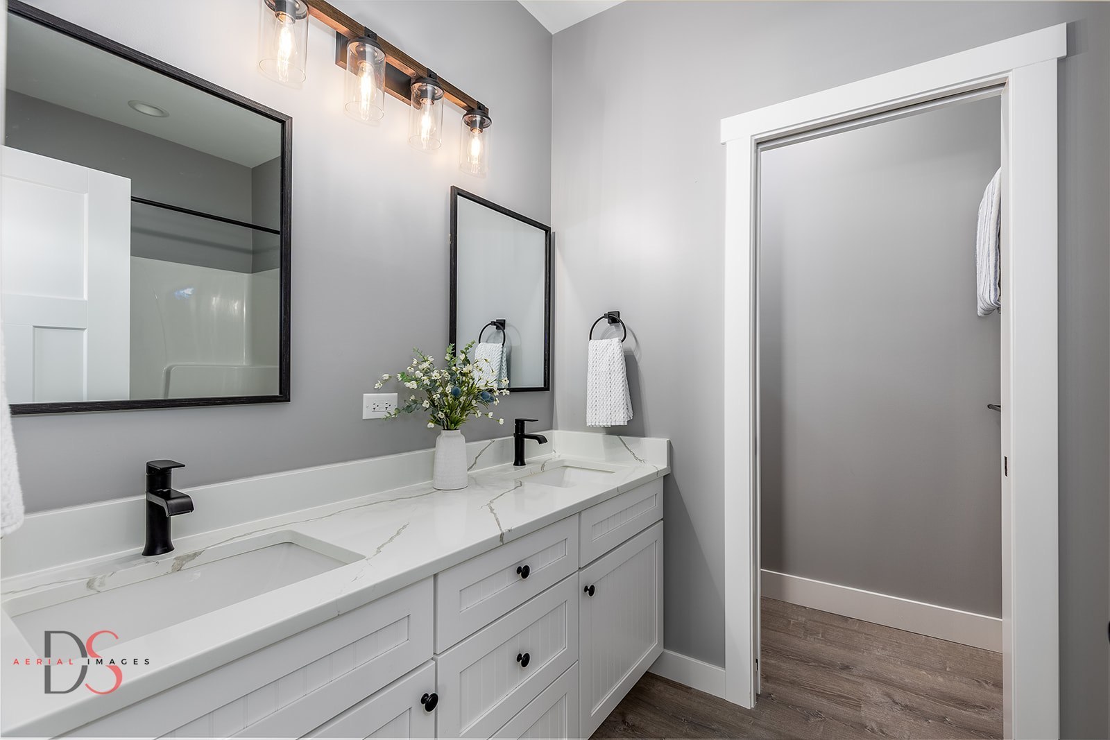 100 Great Loop Drive #34, Ottawa, IL 61350