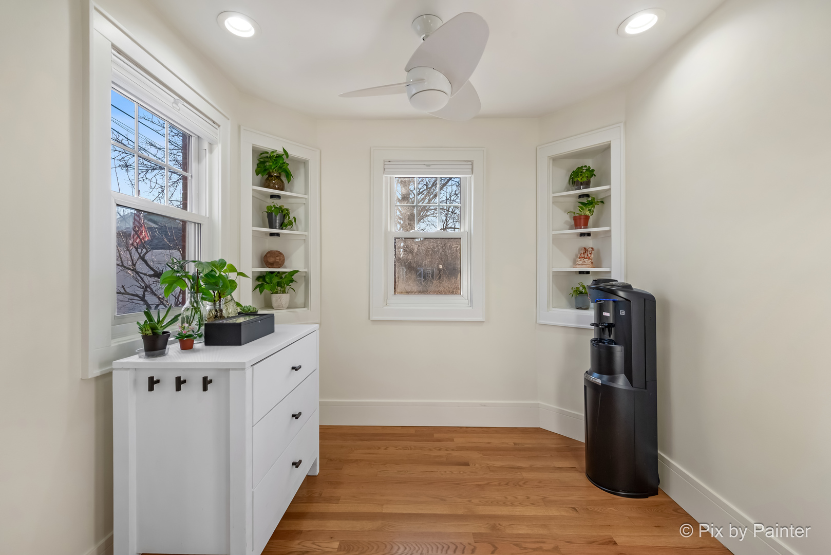 928 S Harvard Avenue, Villa Park, IL 60181