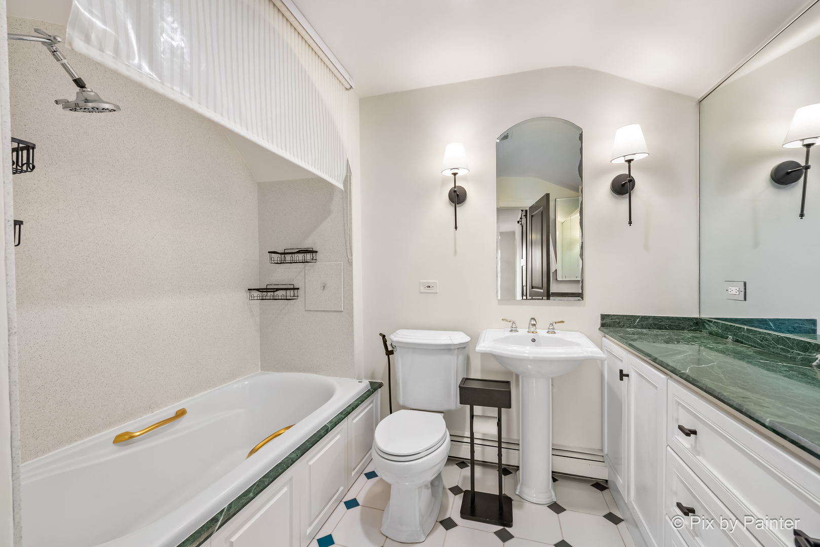 928 S Harvard Avenue, Villa Park, IL 60181