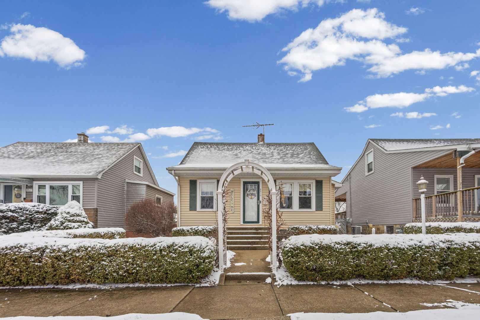 3519 Peoria Street, Steger, IL 60475