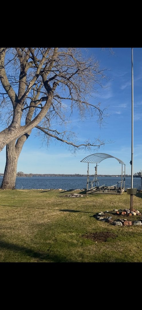 McHenry, IL 60051