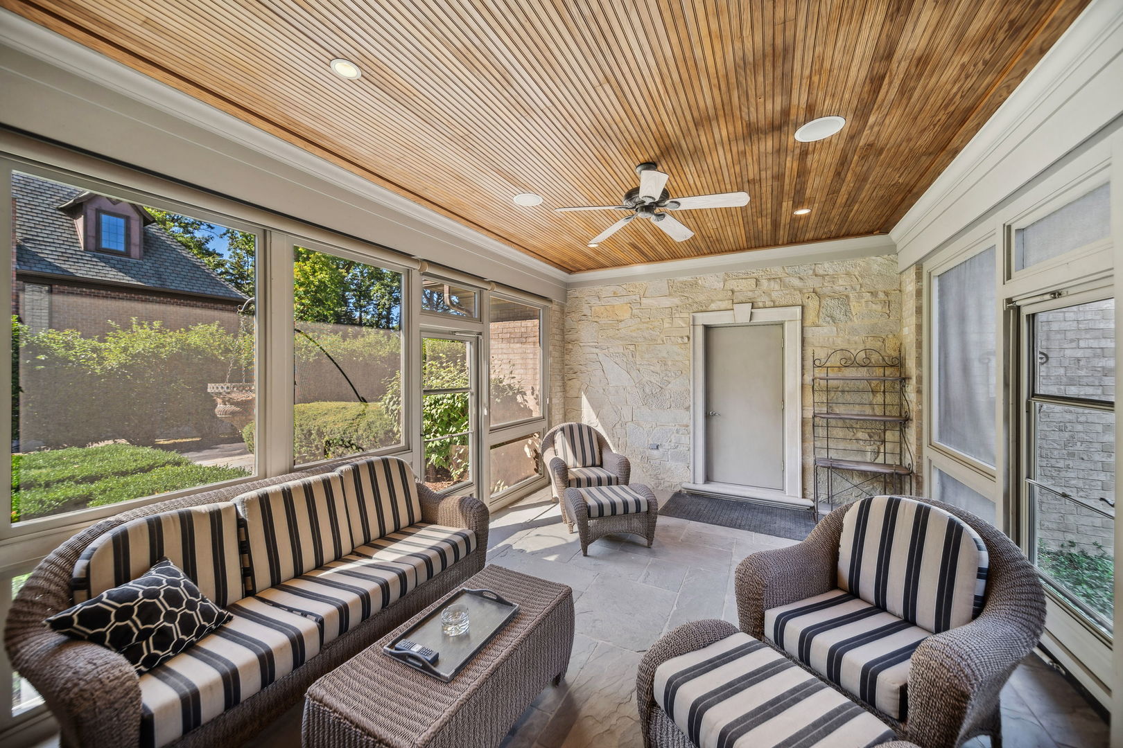 3102 White Oak Lane, Oak Brook, IL 60523