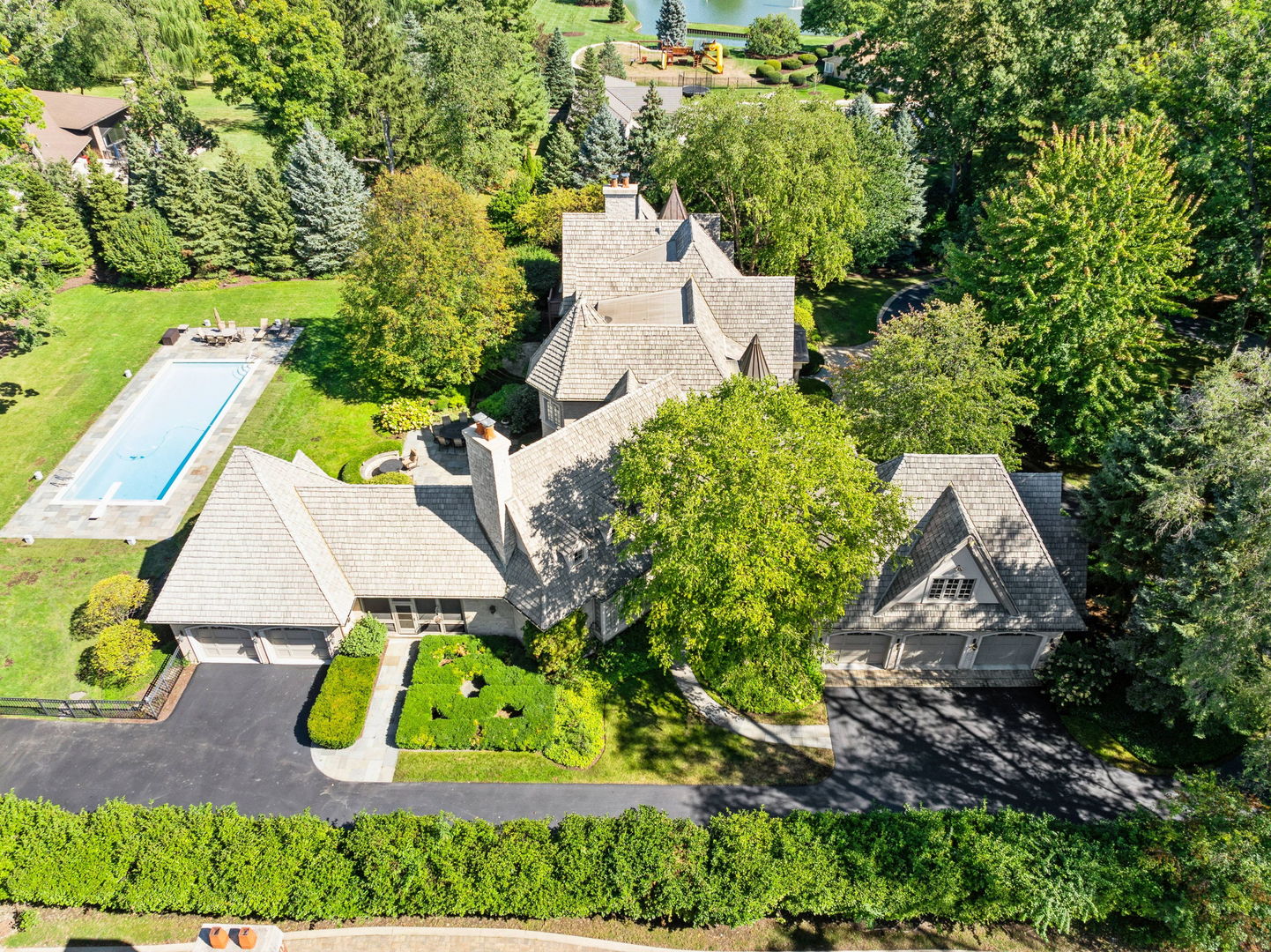 3102 White Oak Lane, Oak Brook, IL 60523