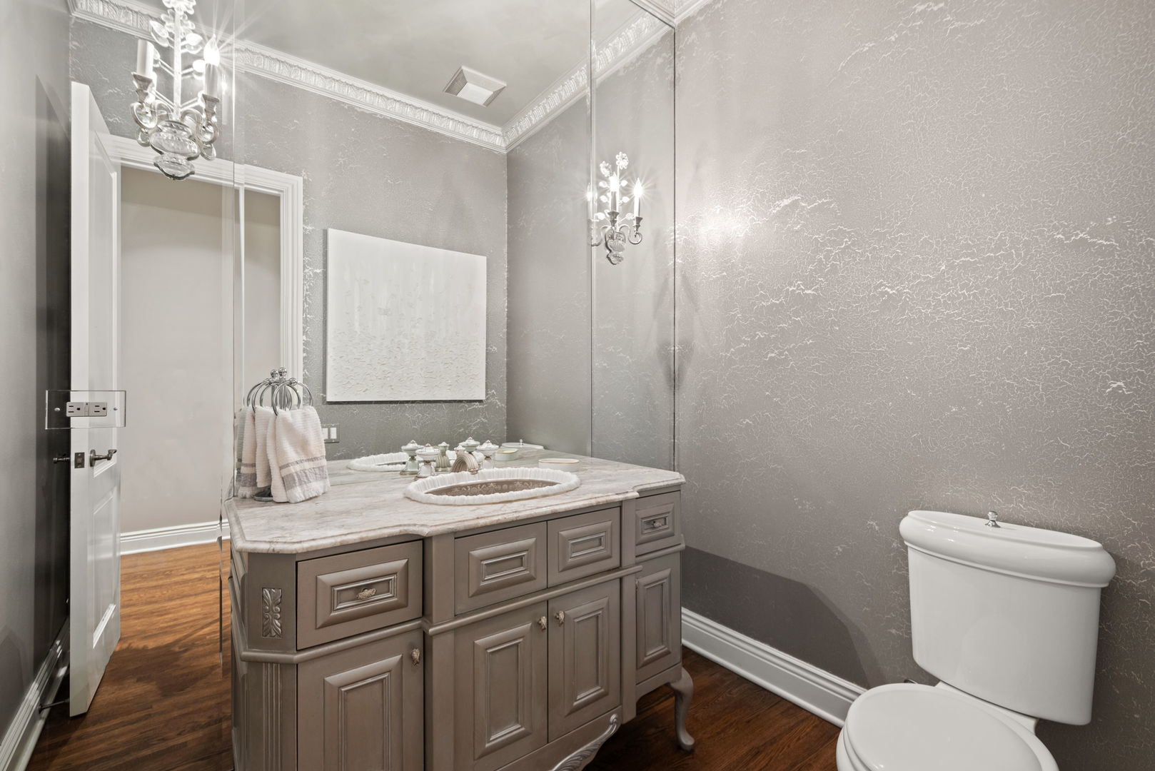 3102 White Oak Lane, Oak Brook, IL 60523