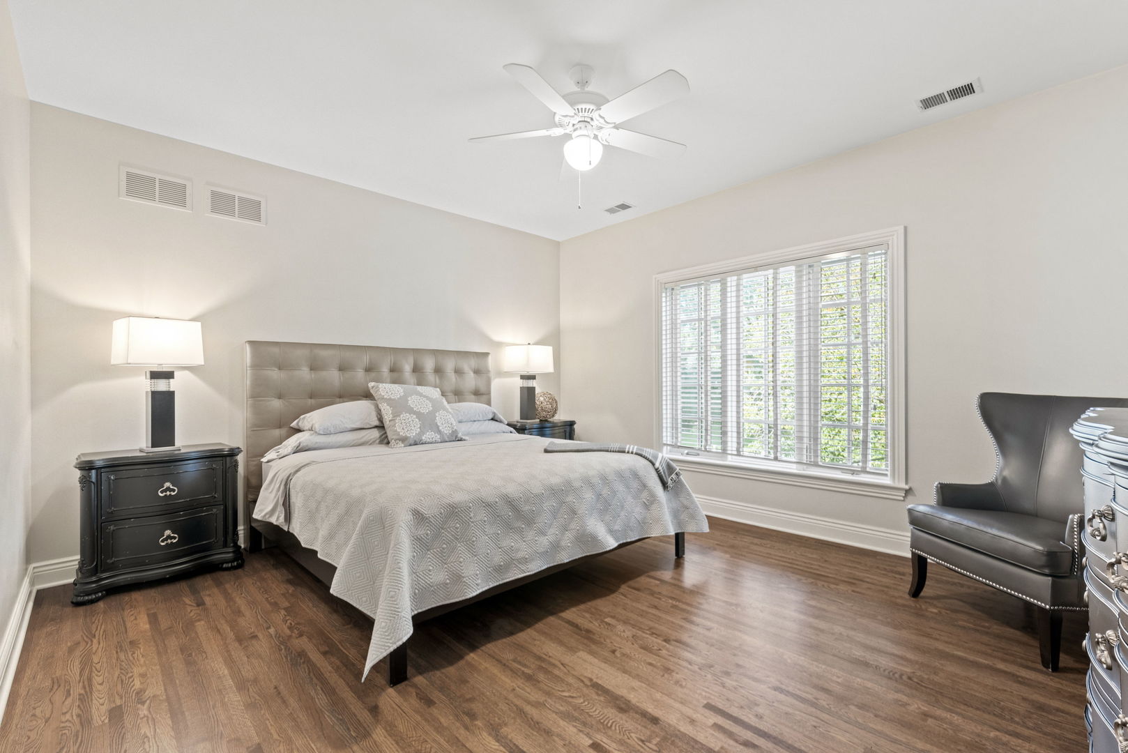 3102 White Oak Lane, Oak Brook, IL 60523