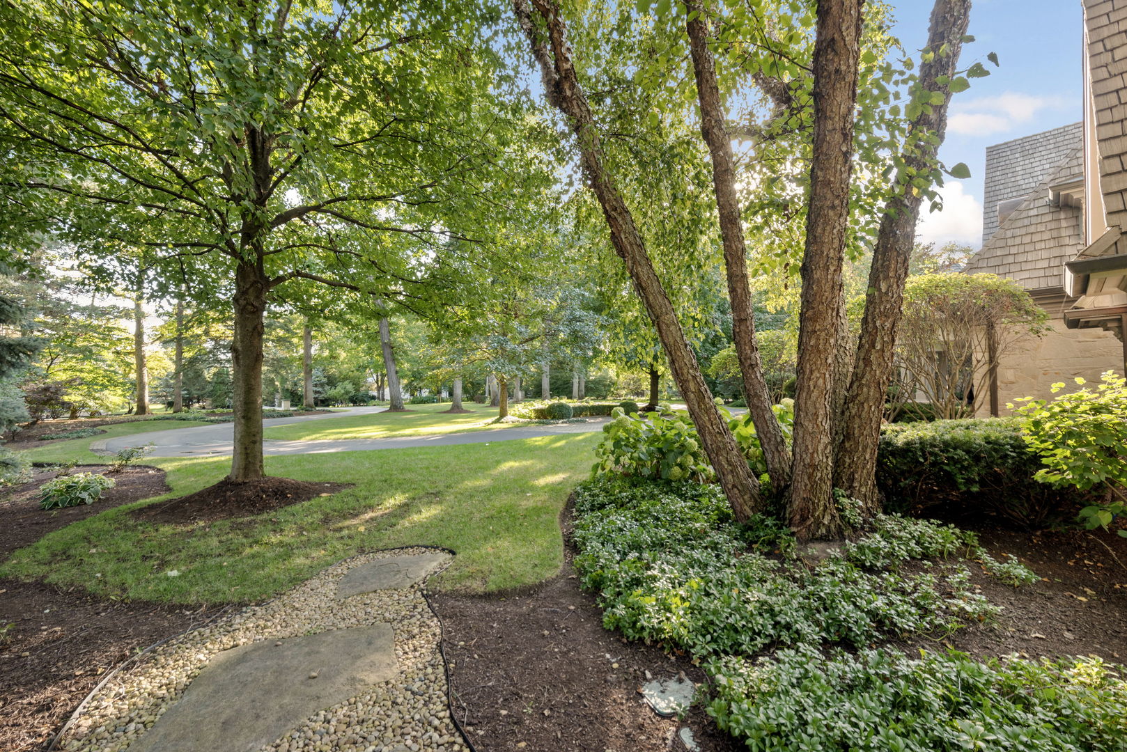 3102 White Oak Lane, Oak Brook, IL 60523