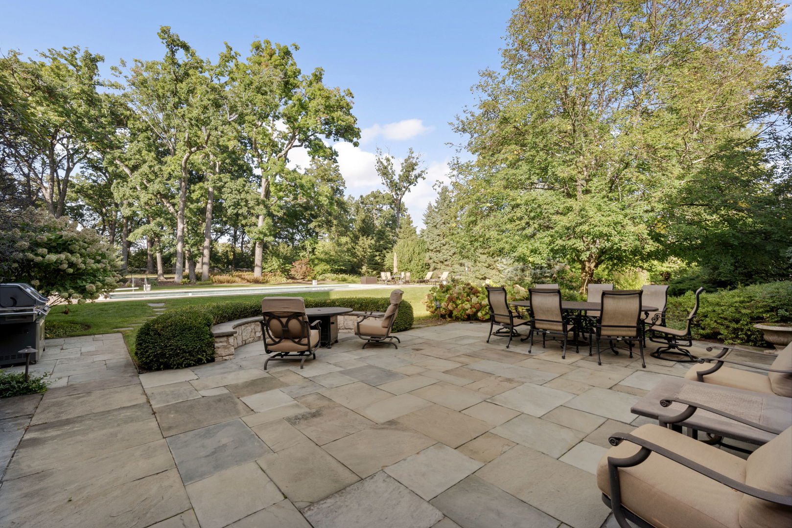 3102 White Oak Lane, Oak Brook, IL 60523
