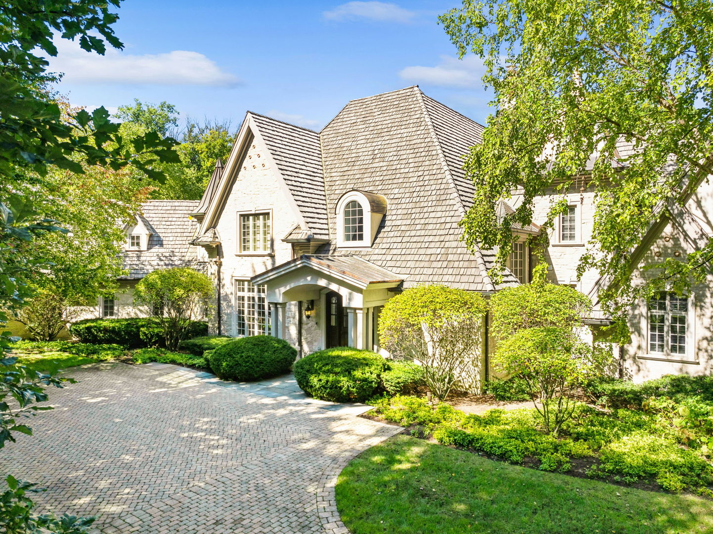 3102 White Oak Lane, Oak Brook, IL 60523