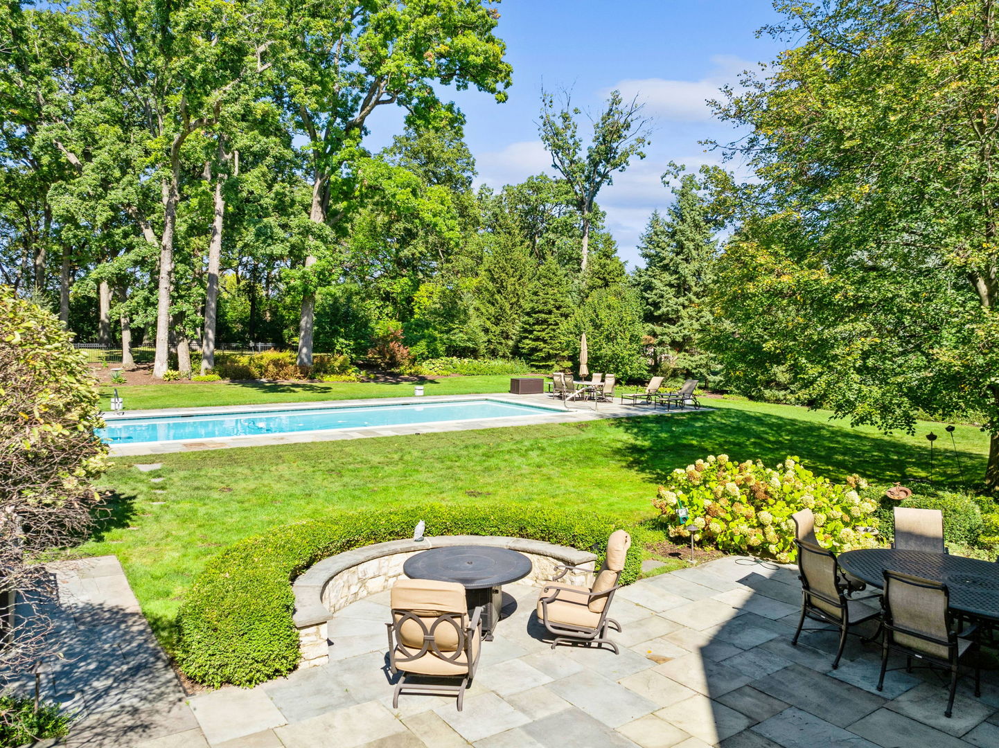 3102 White Oak Lane, Oak Brook, IL 60523