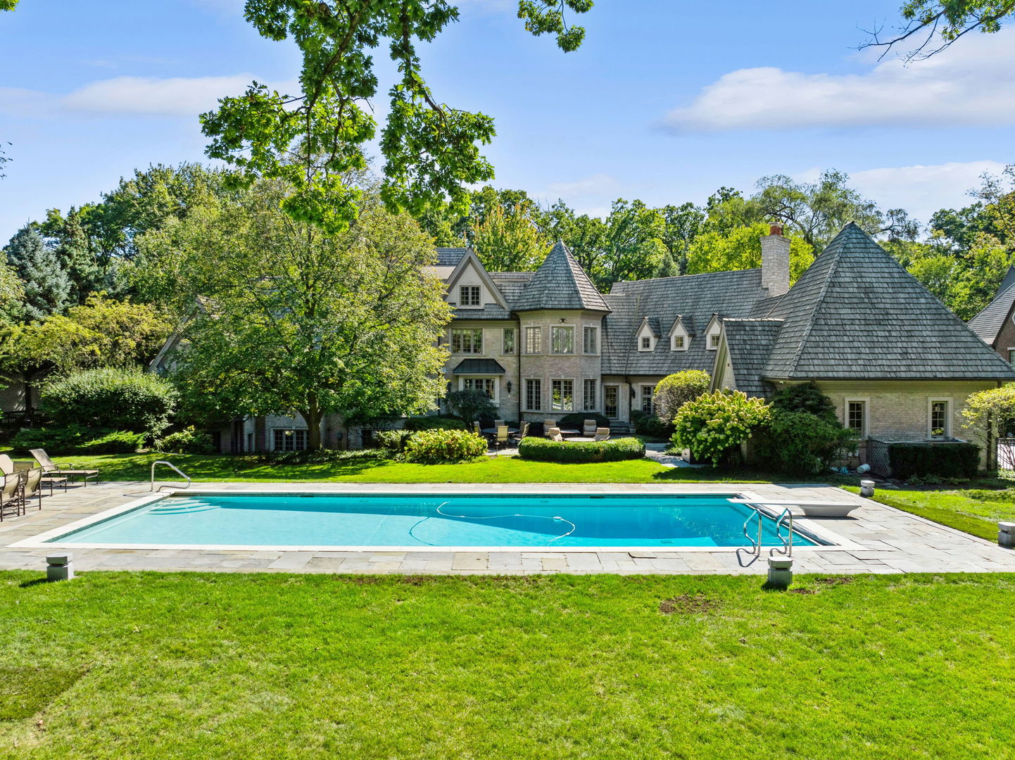 3102 White Oak Lane, Oak Brook, IL 60523