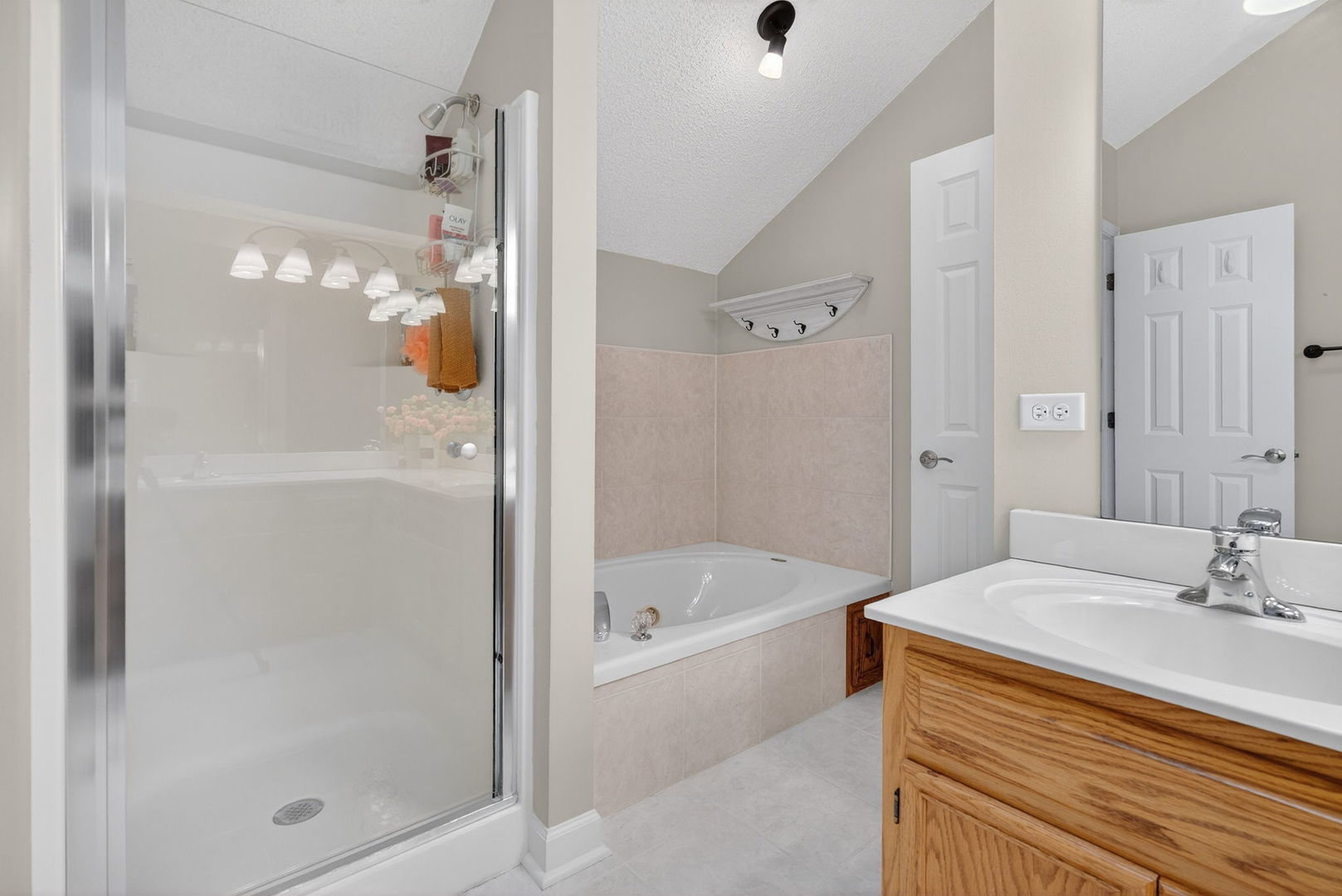 1229 Lakewood Drive #A, Morris, IL 60450