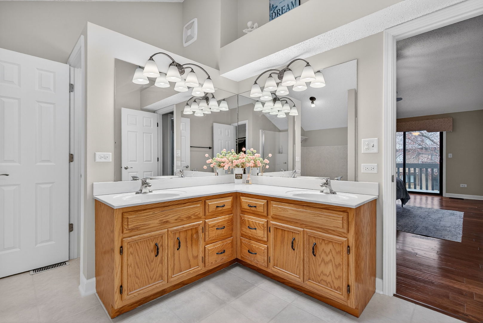 1229 Lakewood Drive #A, Morris, IL 60450