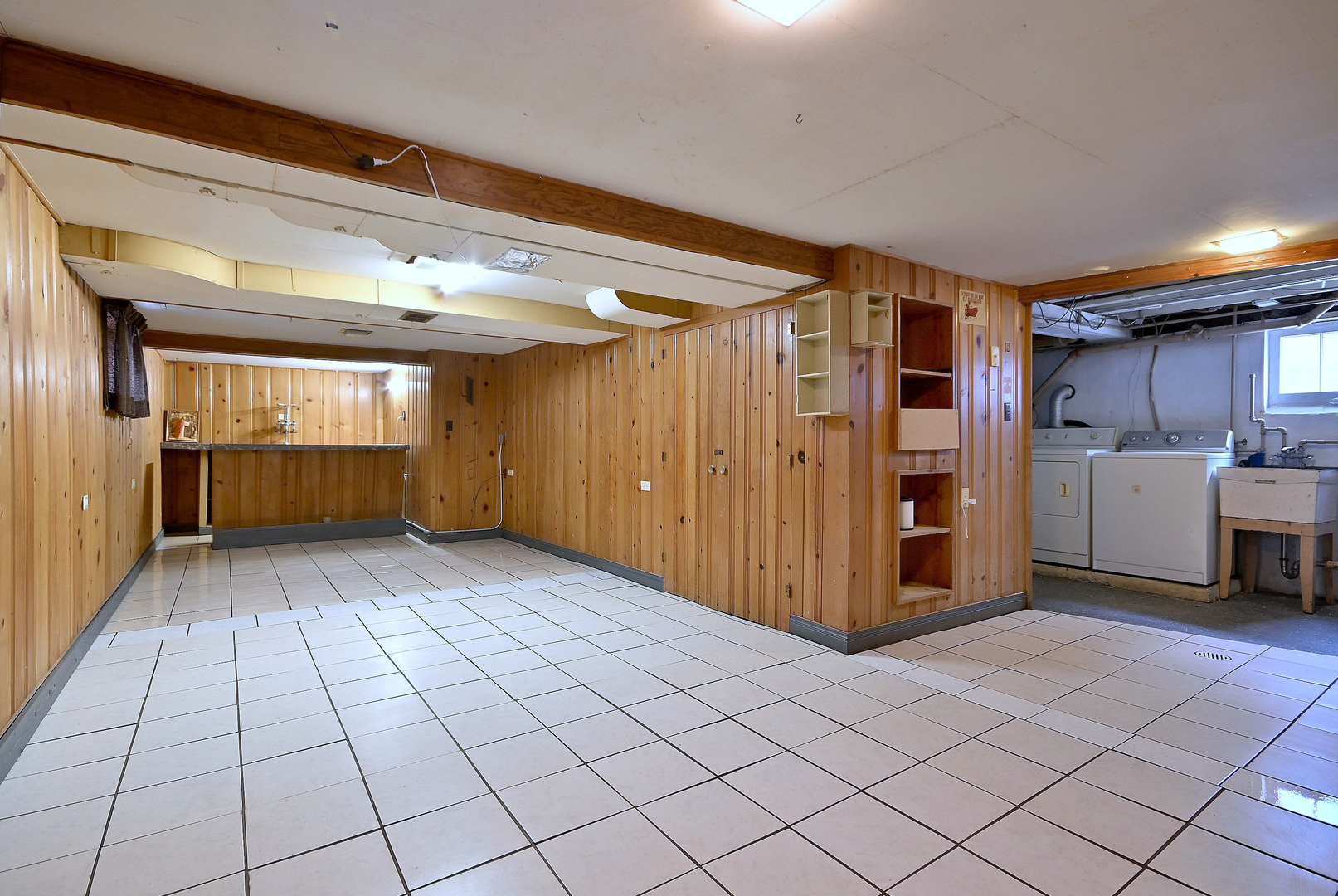 322 S WALNUT Street, Bensenville, IL 60106