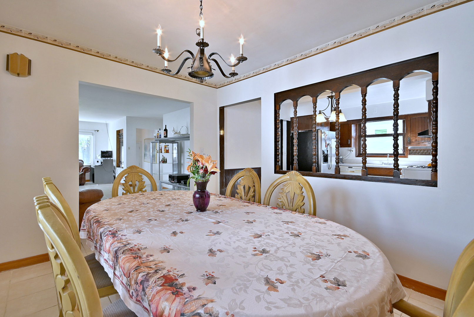 322 S WALNUT Street, Bensenville, IL 60106