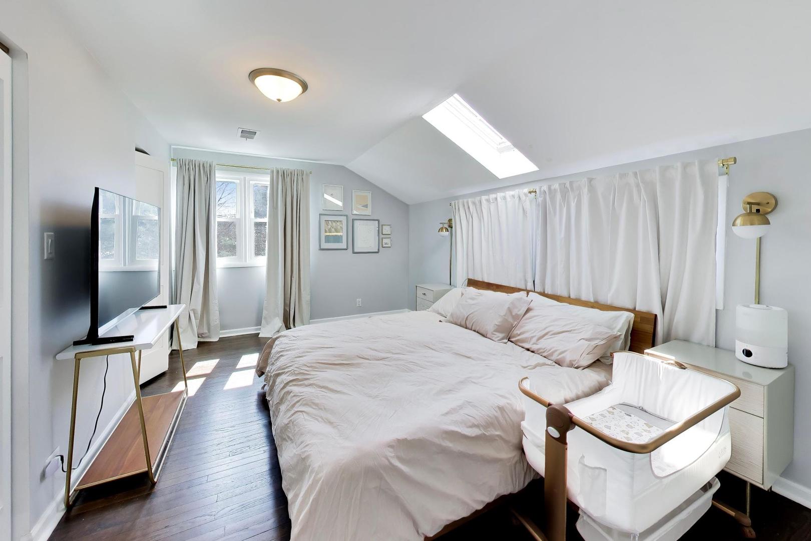 339 N Emroy Avenue, Elmhurst, IL 60126