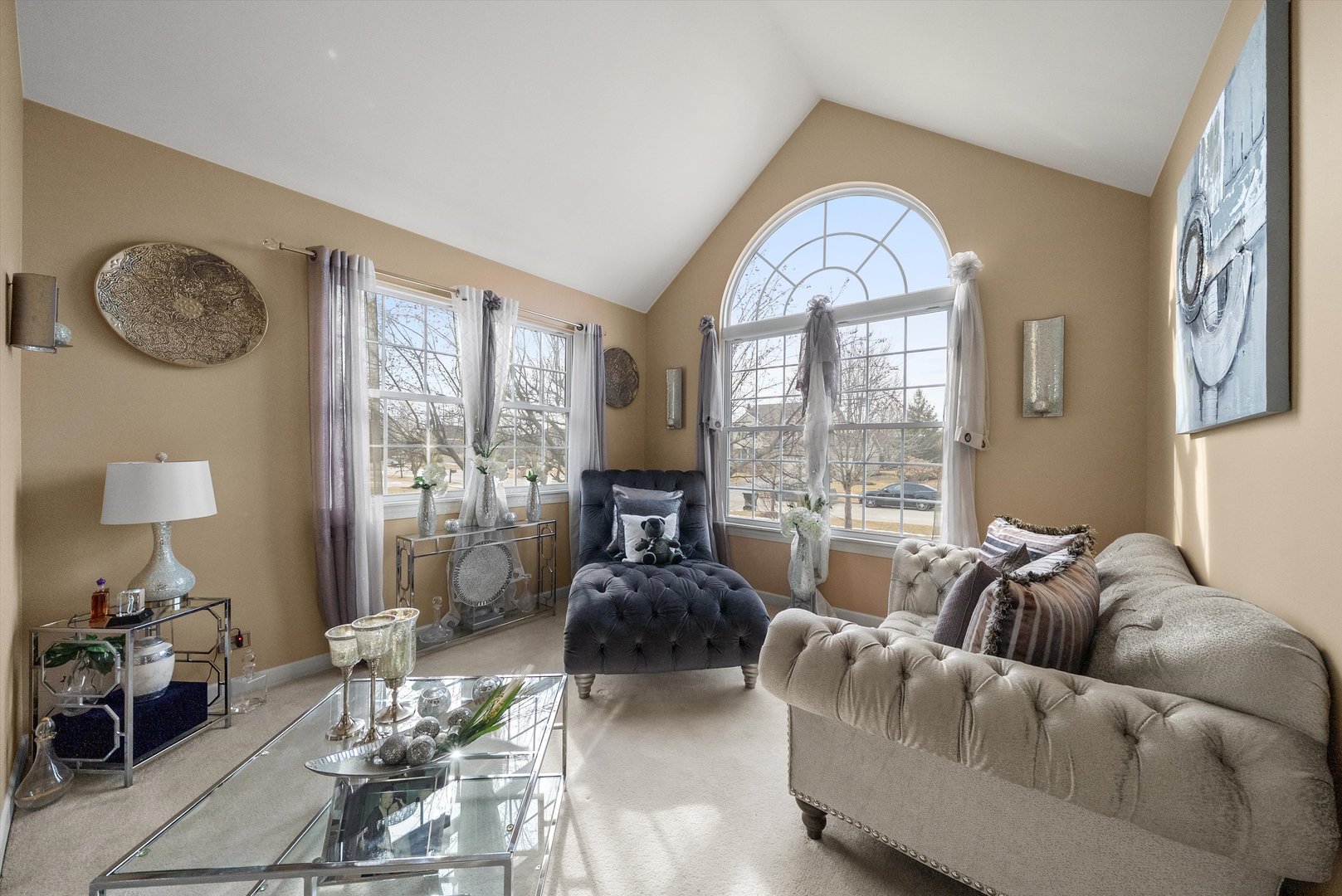 443 Glover Drive, North Aurora, IL 60542